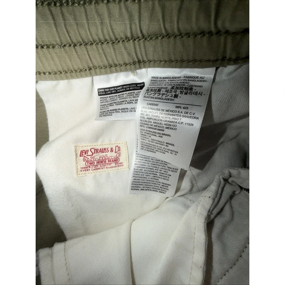 Levis Men's Army Green Cargo Joggers Pants Size Large  34X27.5 Drawstring Waist